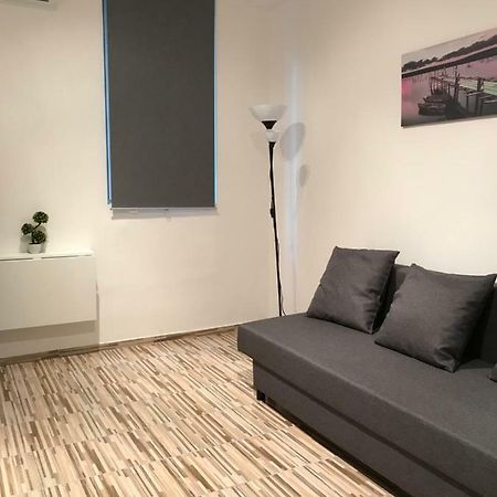 Студио Чайка Бургас Център Exteriör bild