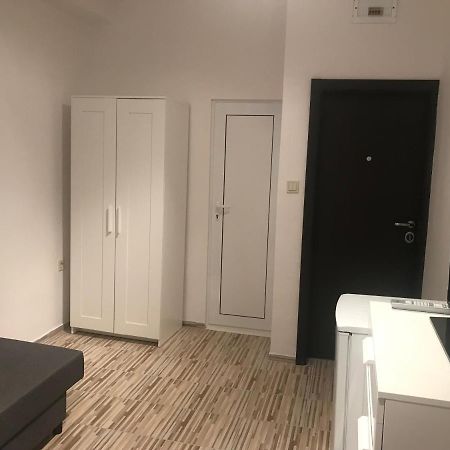 Студио Чайка Бургас Център Exteriör bild