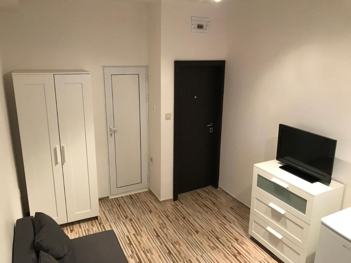 Студио Чайка Бургас Център Exteriör bild